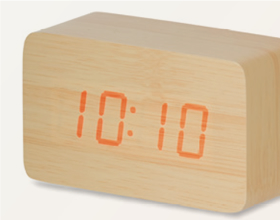 シンプルで使いやすいデザインの時計